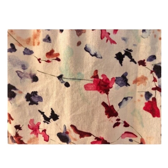 For Cynthia “Watercolor” print Top With White eyelet lace trim Size Large Gorg! - Picture 4 of 14